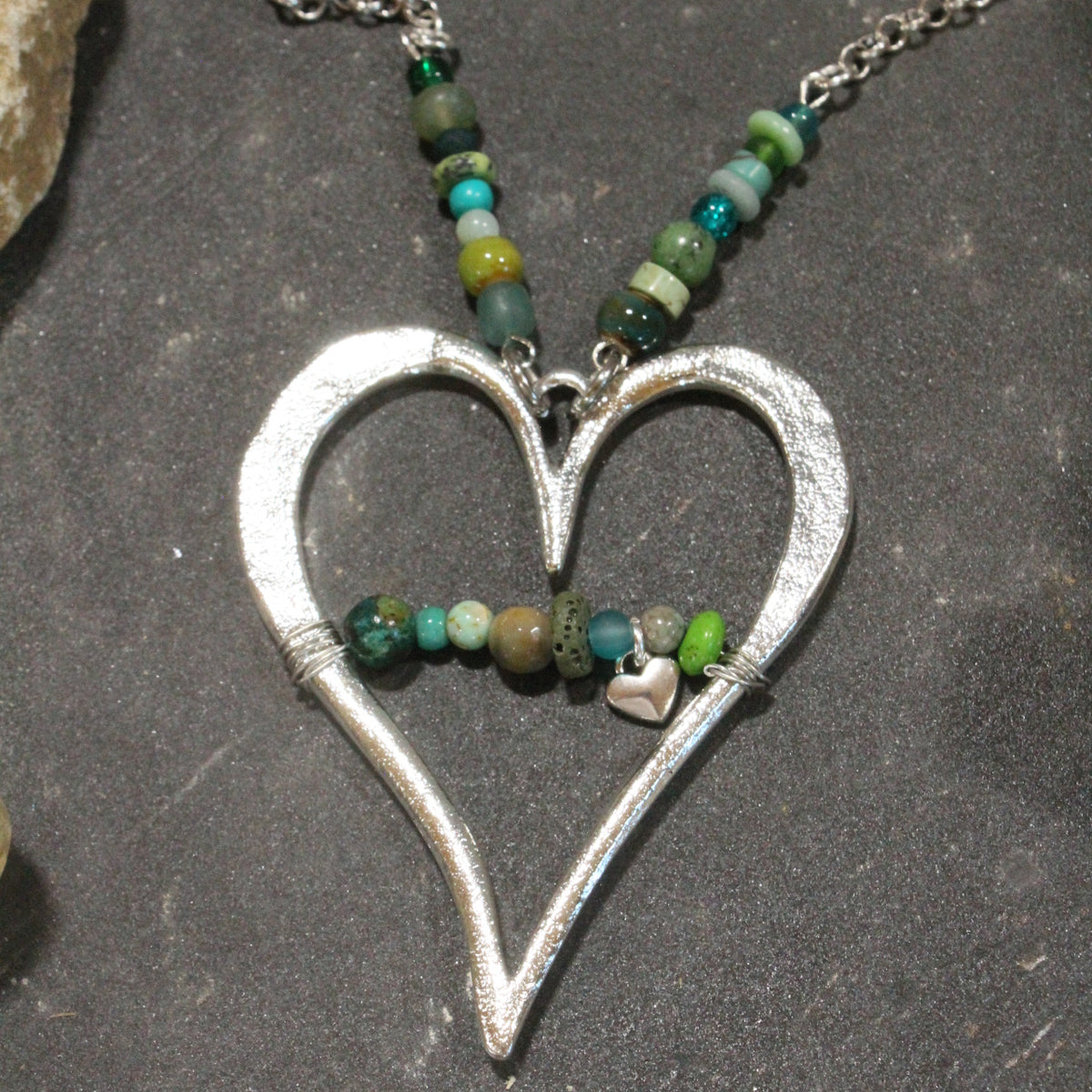 Retro Lovin' Necklace