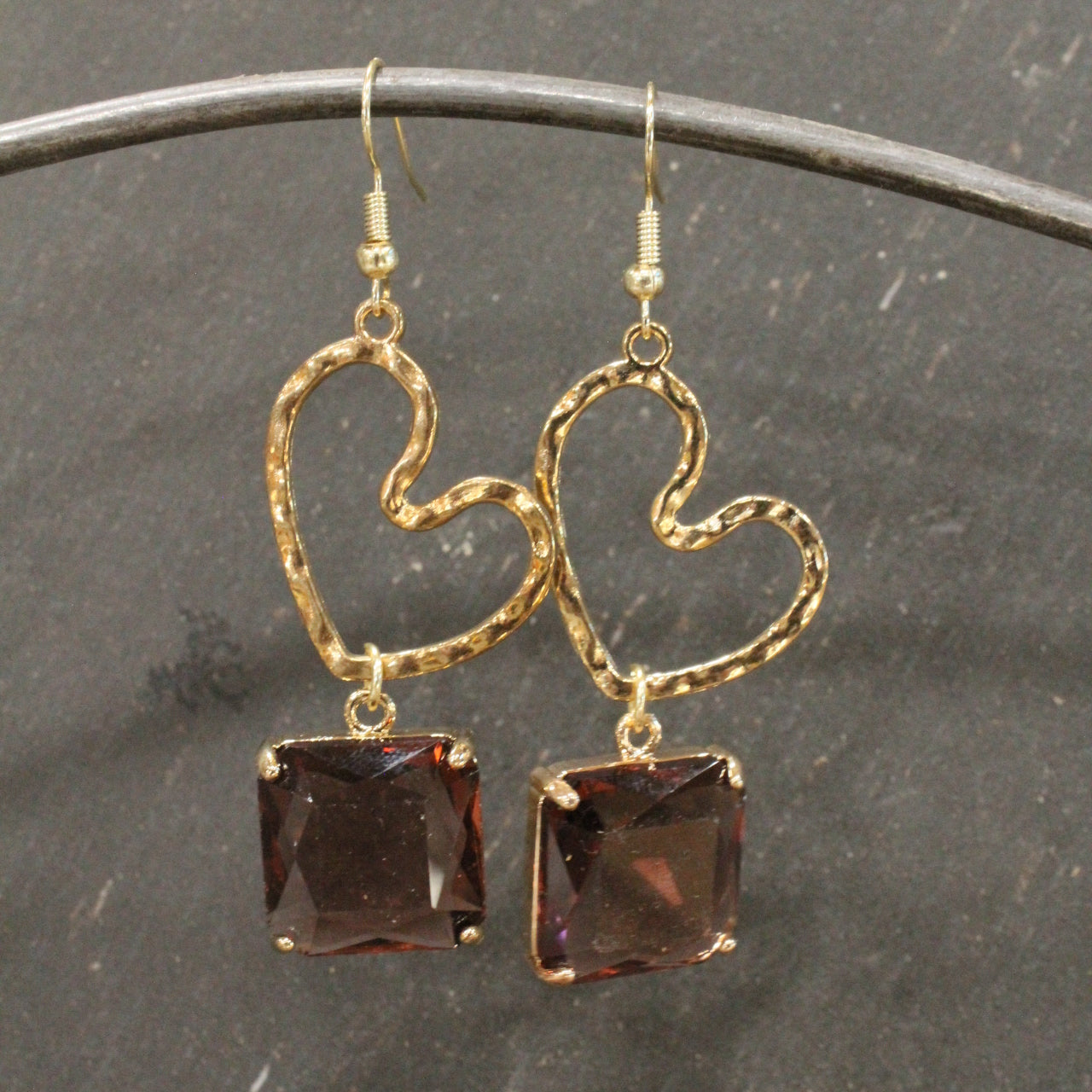 Cutie Pie Heart Throb Dangle Drop Earrings