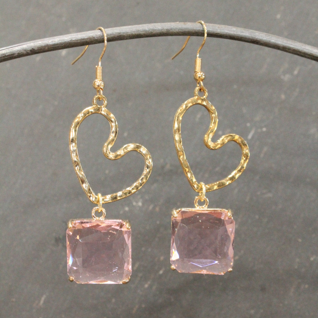Cutie Pie Heart Throb Pink Dangle Drop Earrings