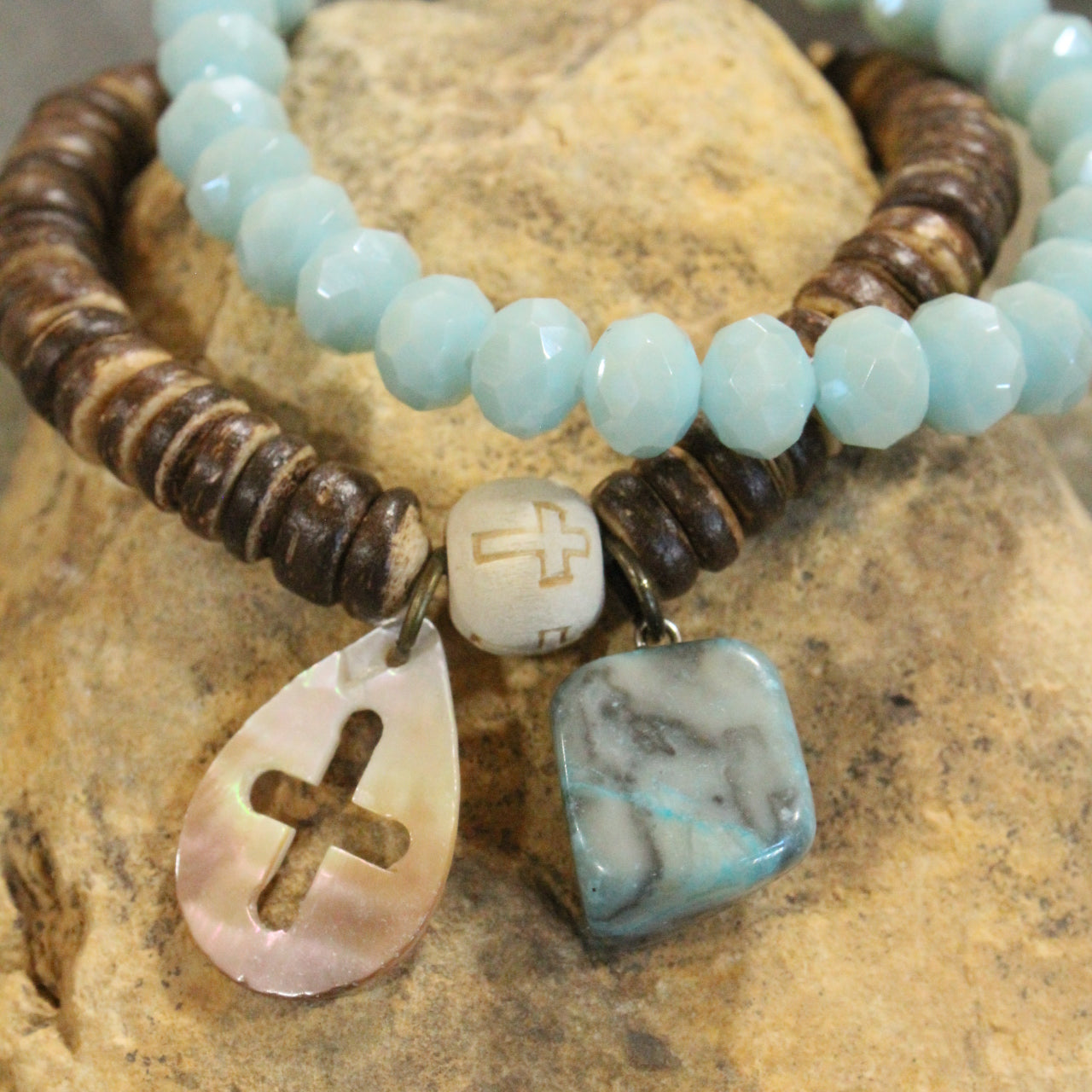 Soft Stone Blue & Cross Pendant Shell Bracelet Set