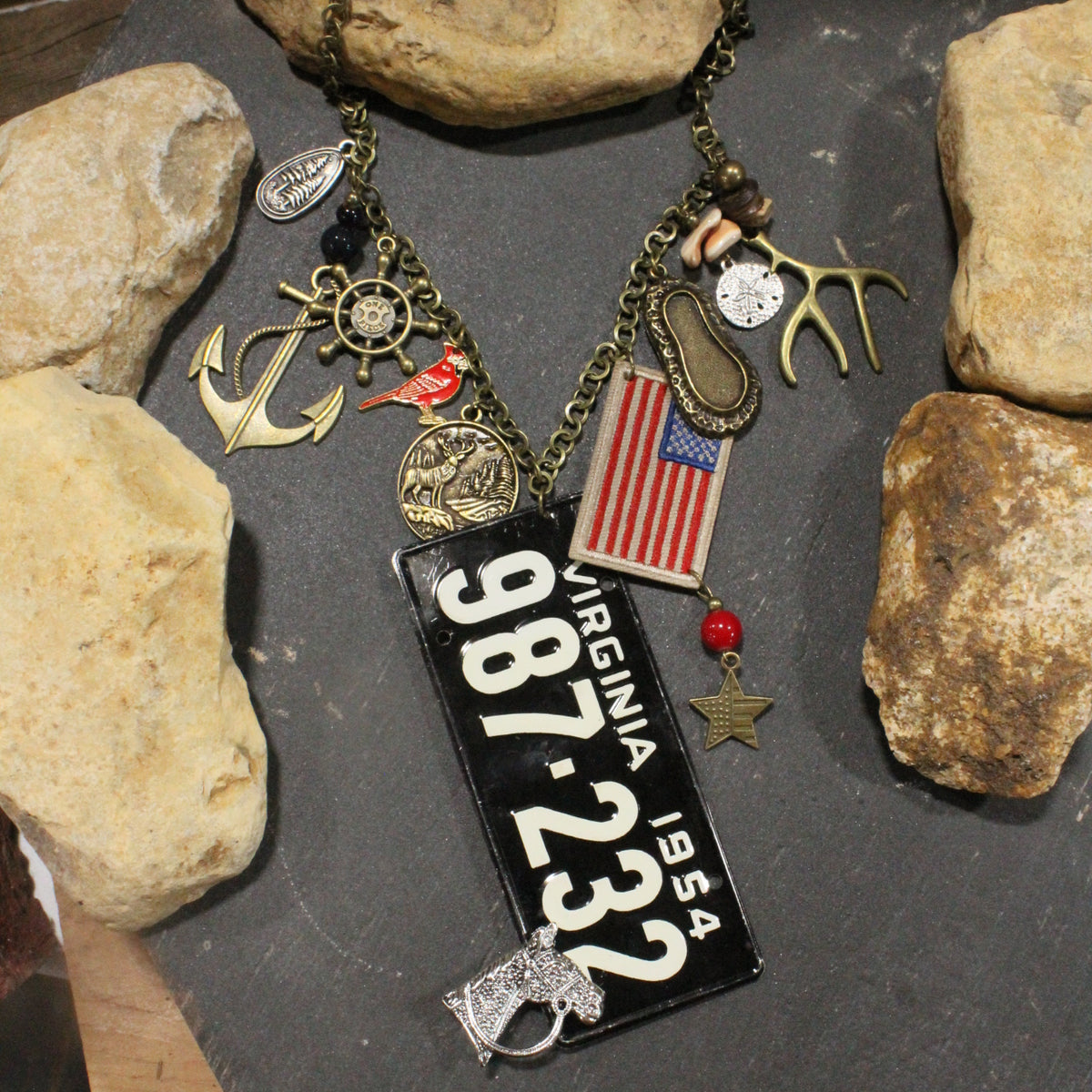 Travel Time In Virginia Necklace
