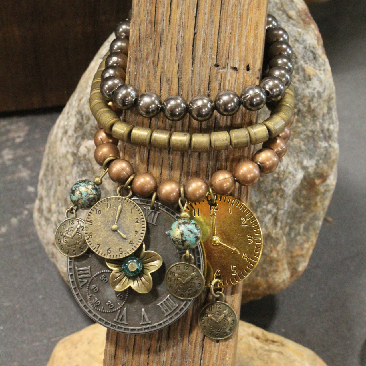 It's 5 O'clock Somewhere Charm'd Bracelet Set