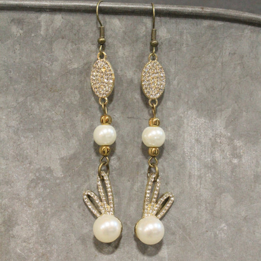 Hoppy Easter Dangle Earrings