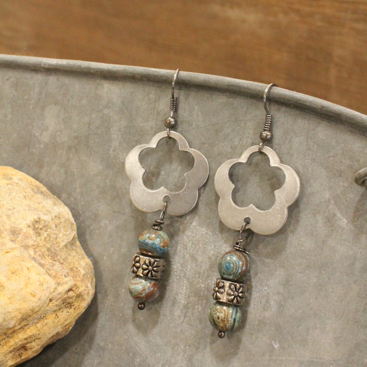 Rocky Side Dangle Earrings