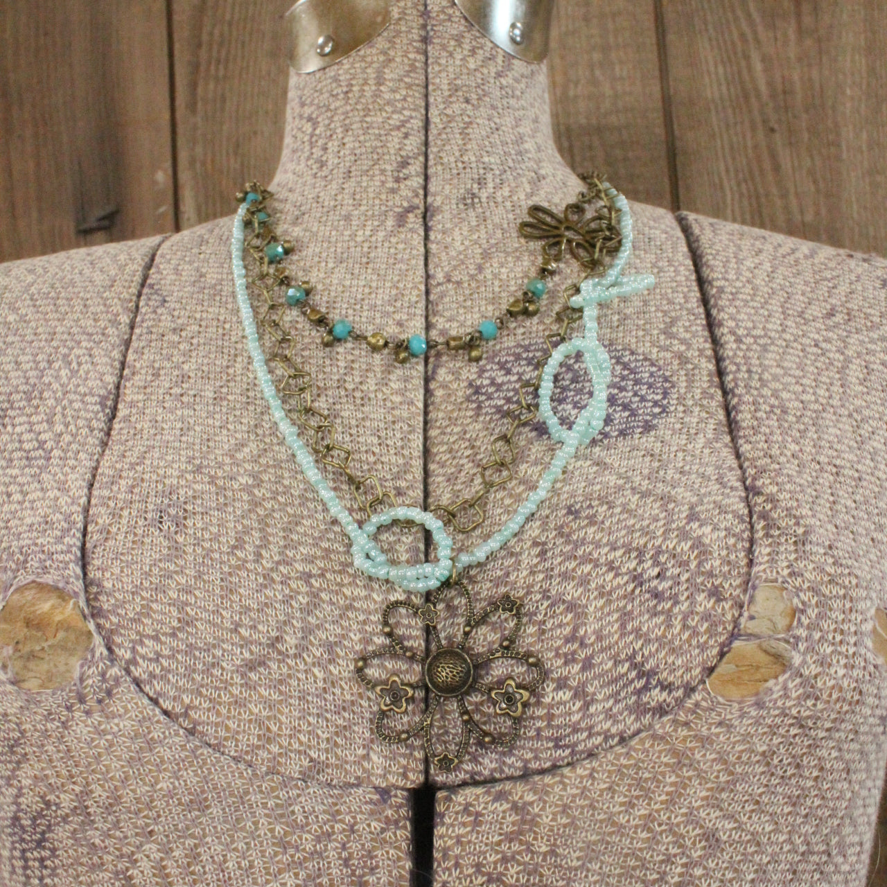 Hammered Wildflower & Glass Layered Pendant Drop Necklace