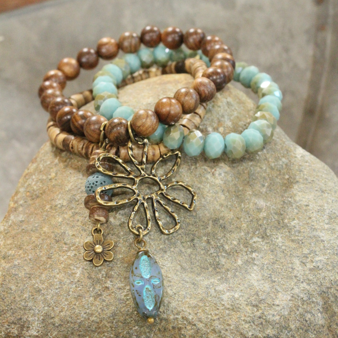 Hammered Wildflower & Czech Layered Pendant Drop Stretch Bracelet Set