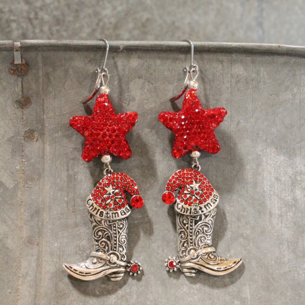 Nostalgic Christmas Memories Dangle Earrings