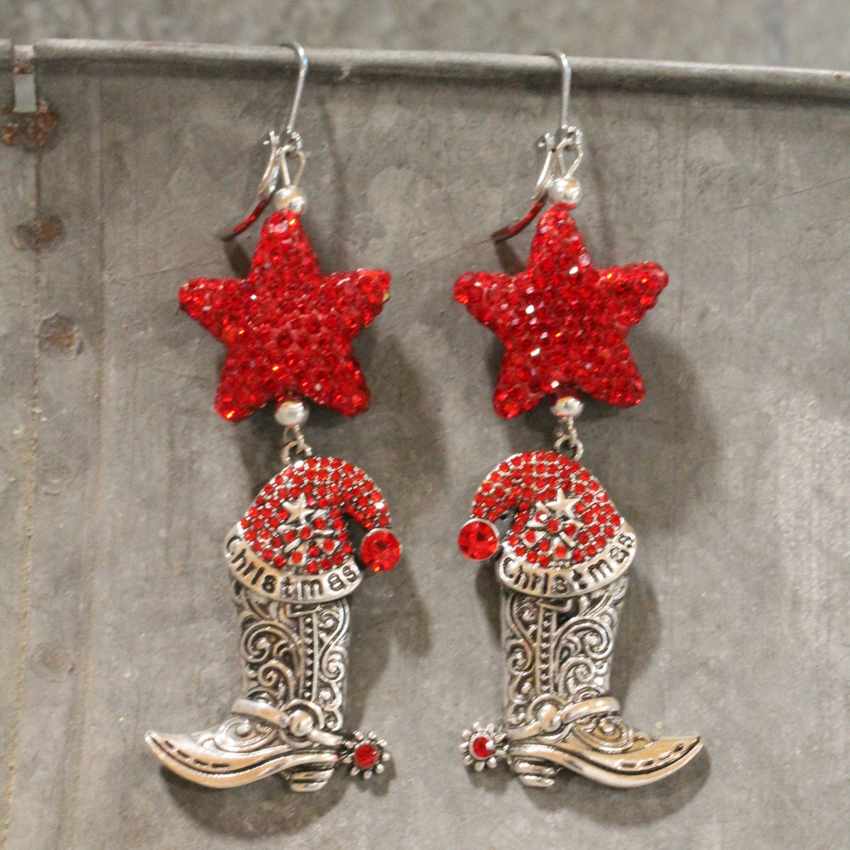 Nostalgic Christmas Memories Dangle Earrings