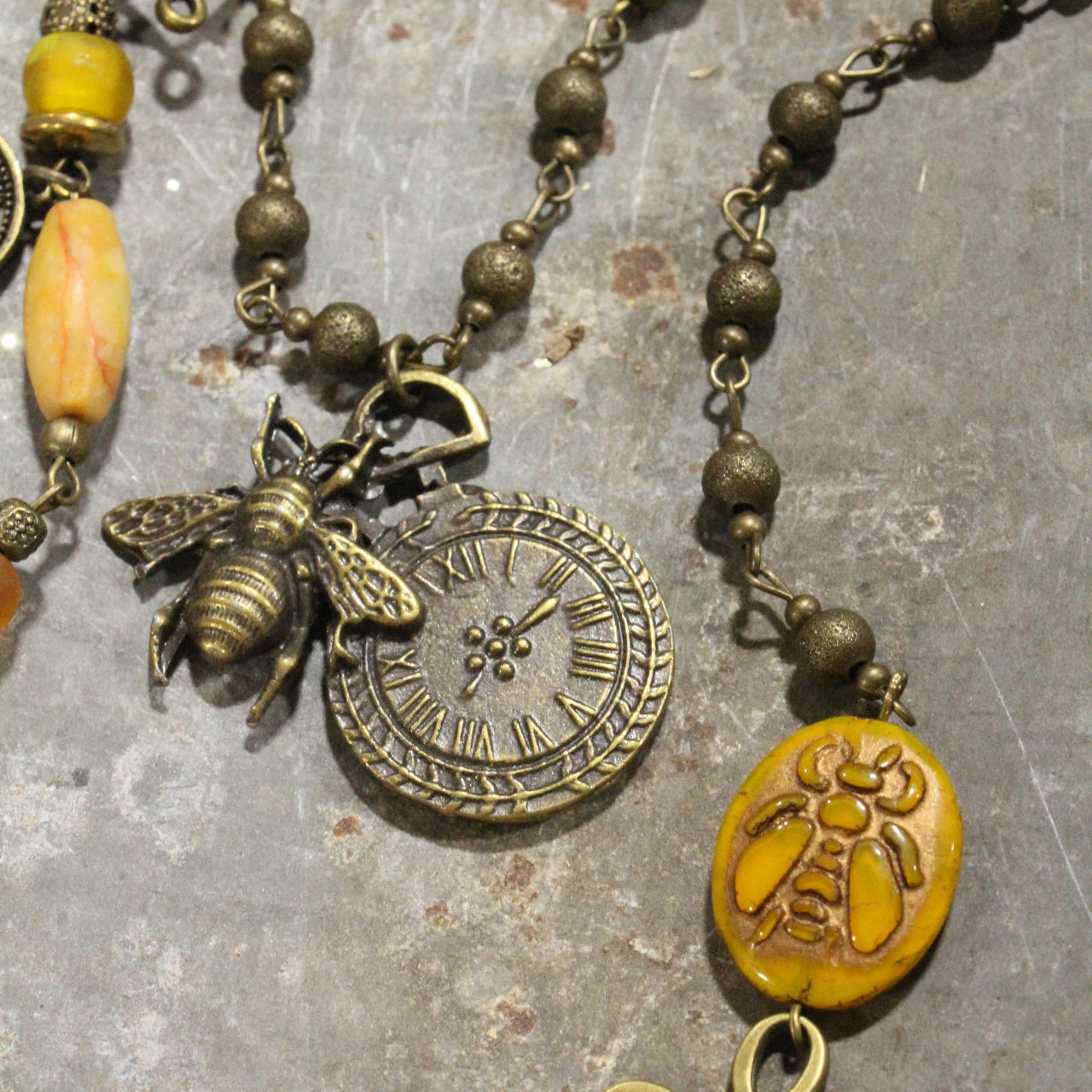 Time To BUZZZ & Bloom Pendant Layered Necklace