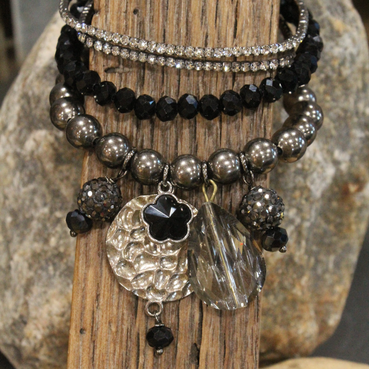 Gliding Gunmetal Dragonfly Bracelet Set