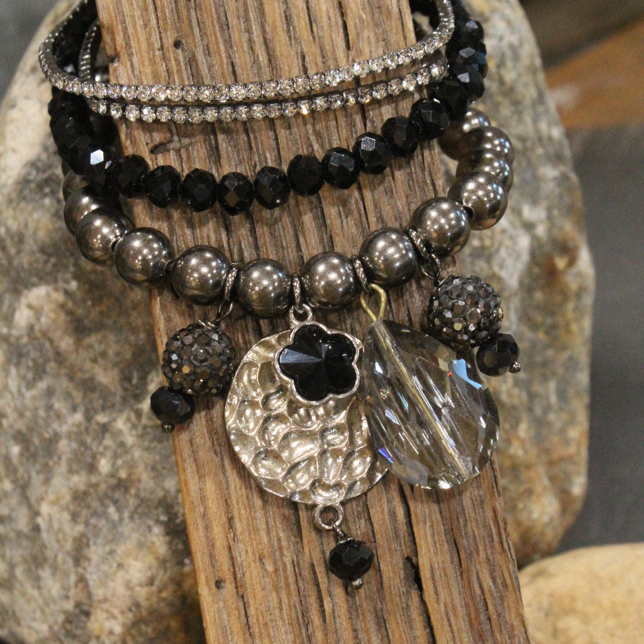 Gliding Gunmetal Dragonfly Bracelet Set