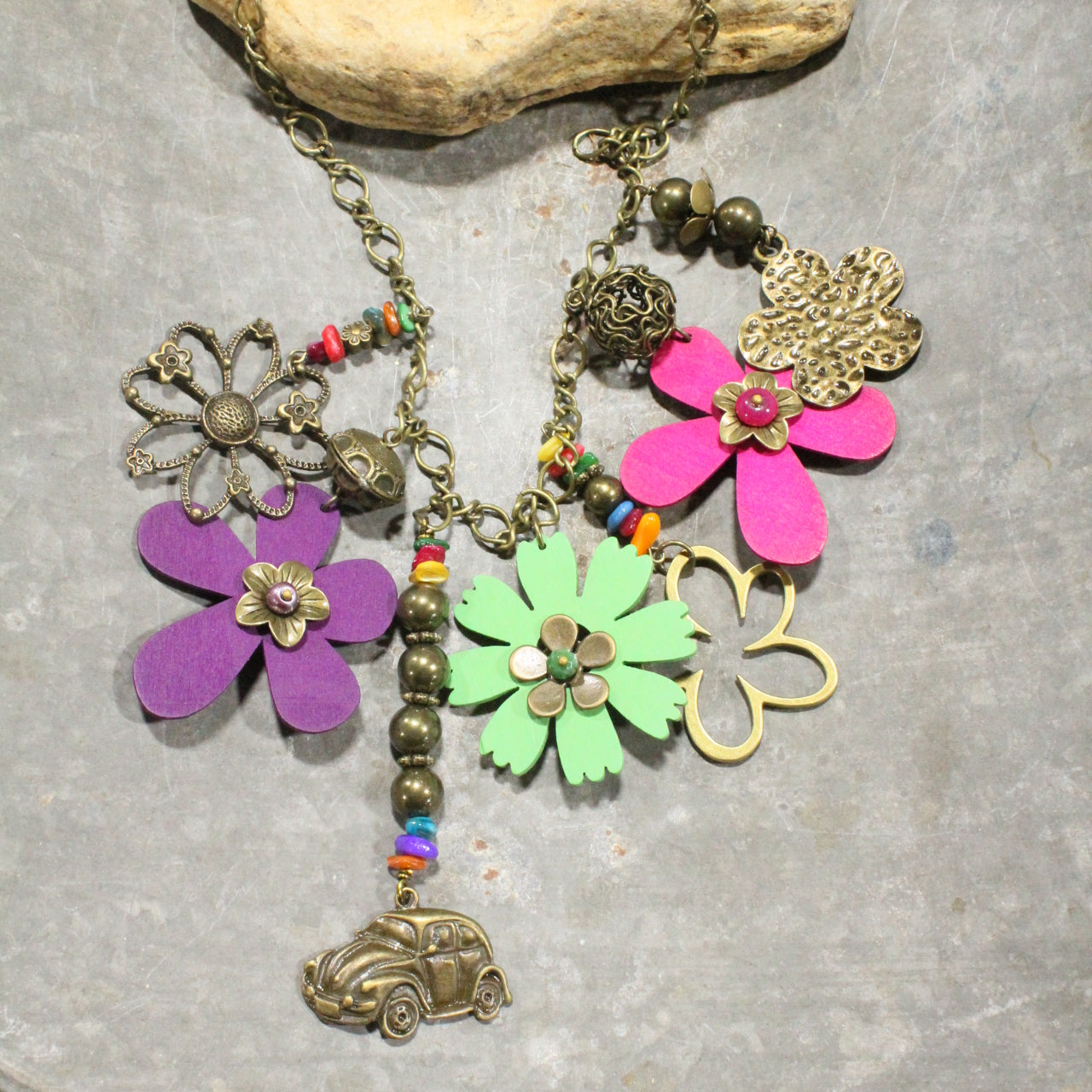 Groovy & Fun Flower Charming Necklace