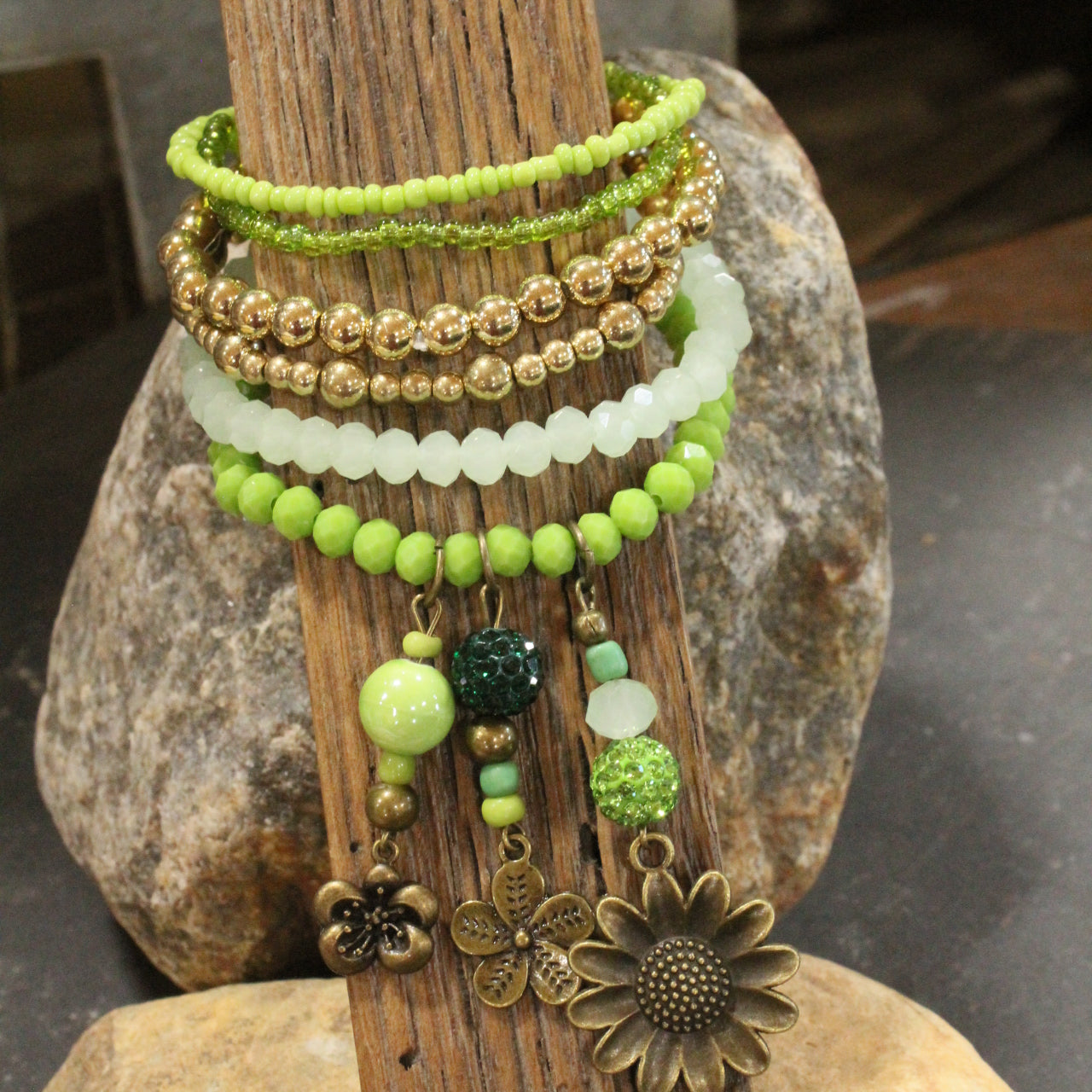 Waking Up With Flowers Bracelet Set